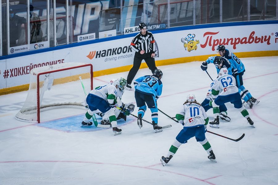 Фото Хоккейная «Сибирь» победила «Салават Юлаев» на третьем матче в плей-офф 104