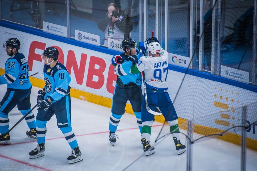 Фото Хоккейная «Сибирь» победила «Салават Юлаев» на третьем матче в плей-офф 75