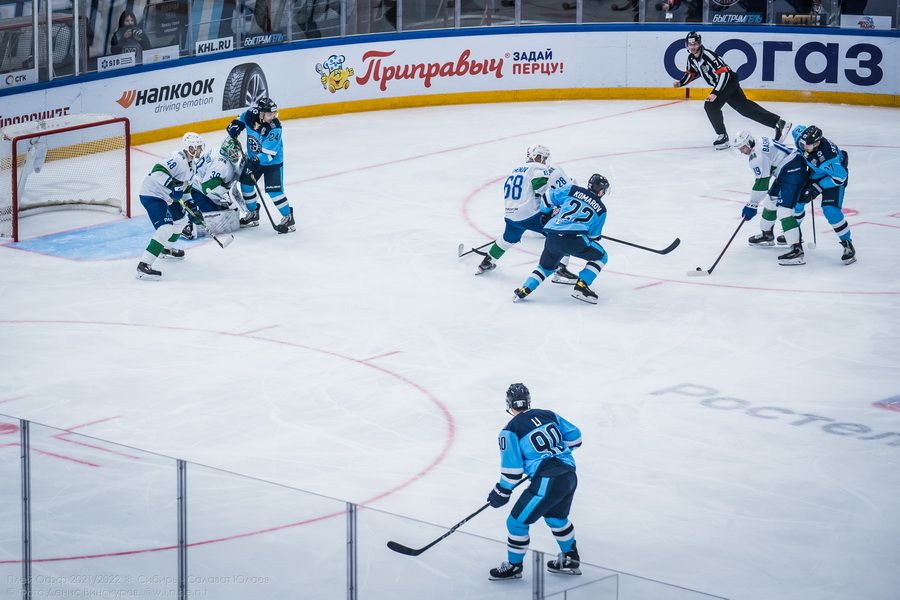 Фото Хоккейная «Сибирь» победила «Салават Юлаев» на третьем матче в плей-офф 68