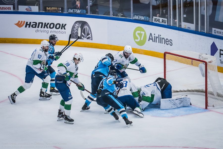 Фото Хоккейная «Сибирь» победила «Салават Юлаев» на третьем матче в плей-офф 50