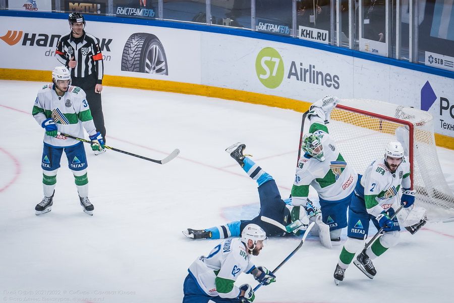 Фото Хоккейная «Сибирь» победила «Салават Юлаев» на третьем матче в плей-офф 47