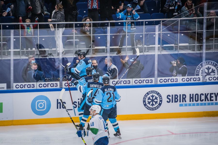 Фото Хоккейная «Сибирь» победила «Салават Юлаев» на третьем матче в плей-офф 19