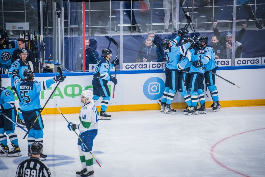 Фото Хоккейная «Сибирь» победила «Салават Юлаев» на третьем матче в плей-офф 17