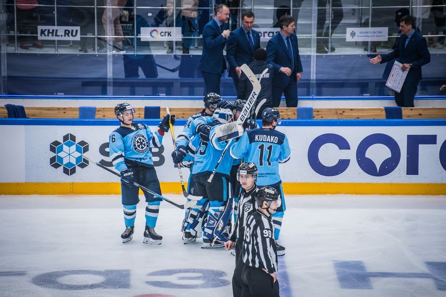 Фото Хоккейная «Сибирь» победила «Салават Юлаев» на третьем матче в плей-офф 12