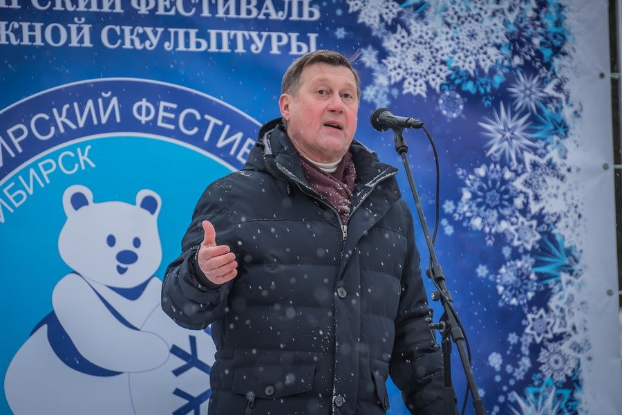 Фото «Мотивы Сибири»: в Новосибирске выбрали лучшую снежную скульптуру 72