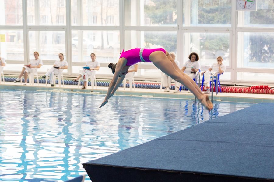 Фото Просто добавь воды: всероссийские соревнования по синхронному плаванию прошли в Новосибирске 19