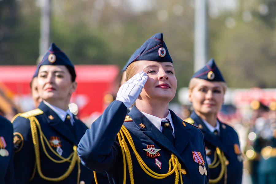 Фото «На пле-чо!»: Парад Победы прошёл в центре Новосибирска 9 мая 17