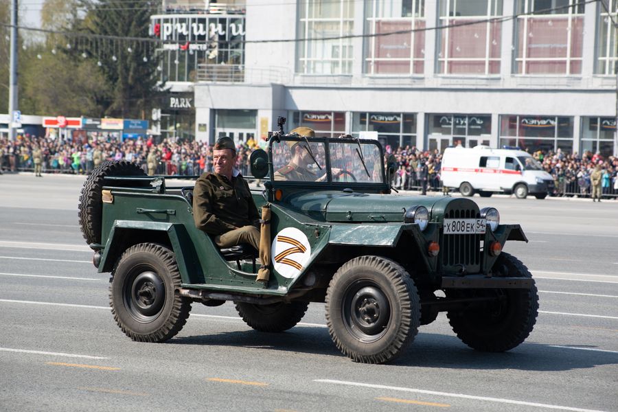 Фото «На пле-чо!»: Парад Победы прошёл в центре Новосибирска 9 мая 73