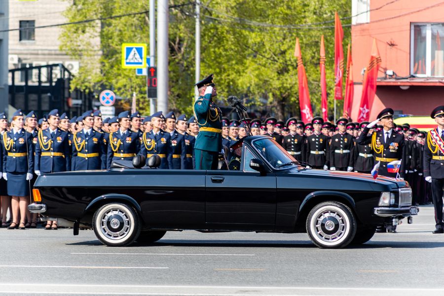 Фото «На пле-чо!»: Парад Победы прошёл в центре Новосибирска 9 мая 80