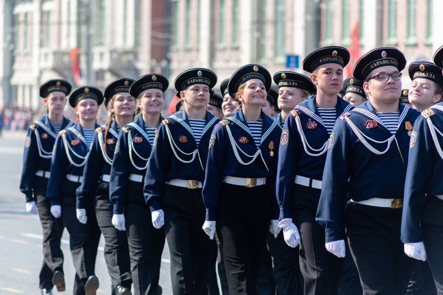 Фото «На пле-чо!»: Парад Победы прошёл в центре Новосибирска 9 мая 13