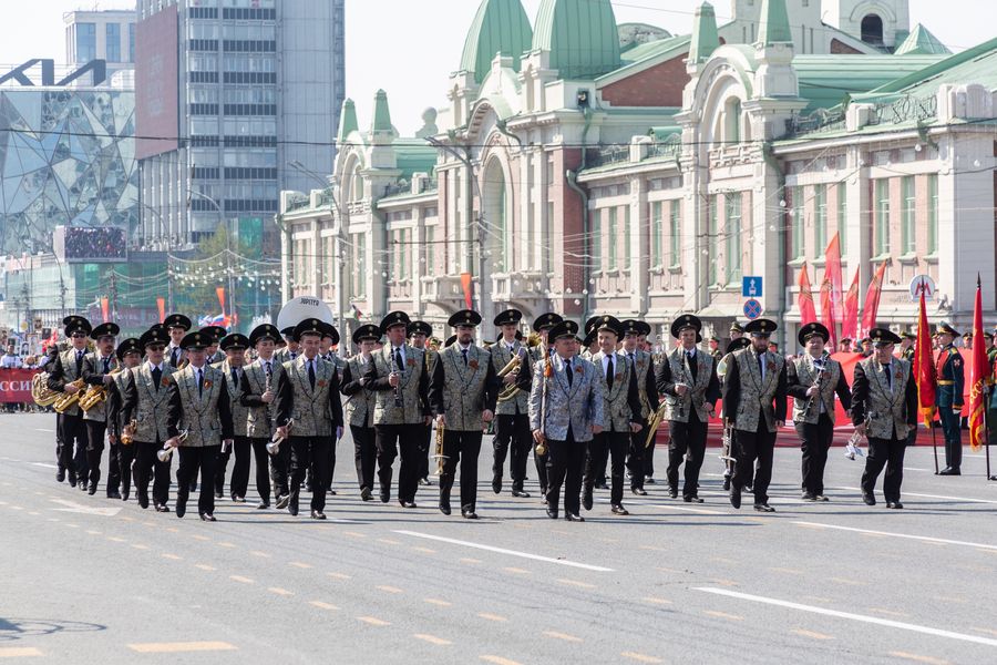 Фото Полк, который не умрёт: шествие «Бессмертного полка» прошло в Новосибирске 9 мая 5