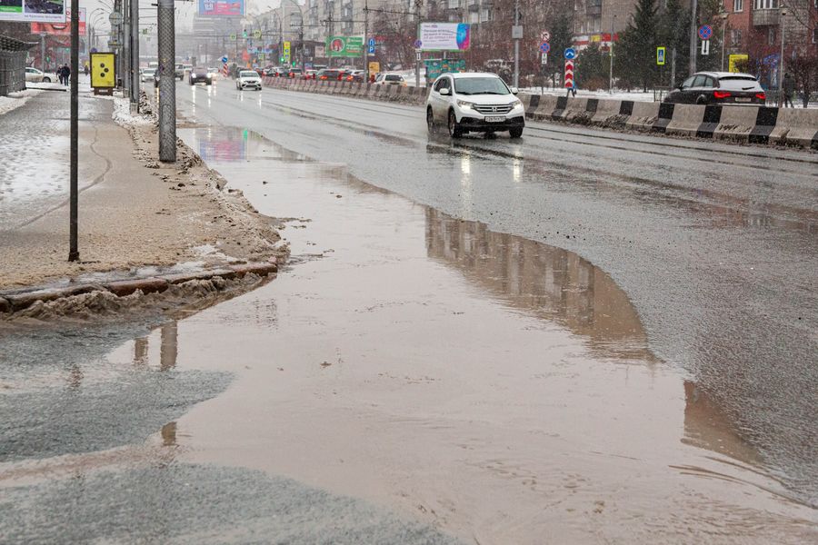 Фото Каша под ногами: как Новосибирск превратился в город-лужу 4