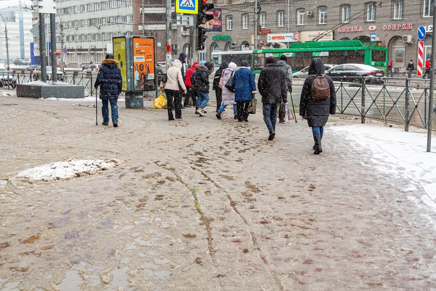Фото Каша под ногами: как Новосибирск превратился в город-лужу 32