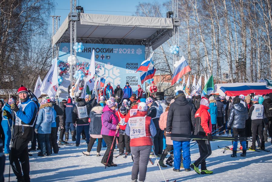 Фото Мороз и лыжи: «Лыжню России» проехали жители Новосибирска 24