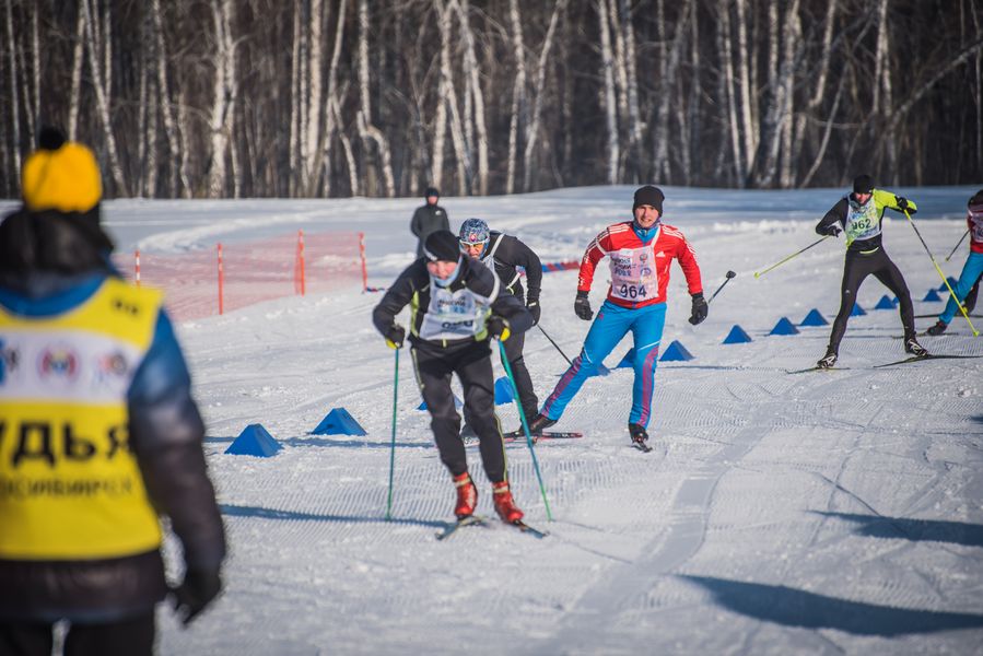 Фото Мороз и лыжи: «Лыжню России» проехали жители Новосибирска 59