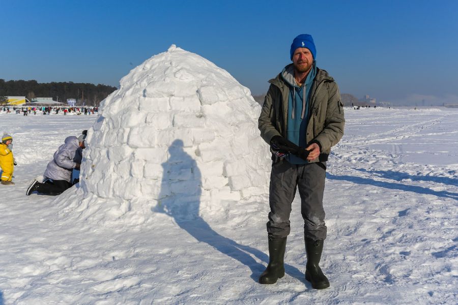 Фото «Город эскимосов» построили на льду Оби в Новосибирске 42