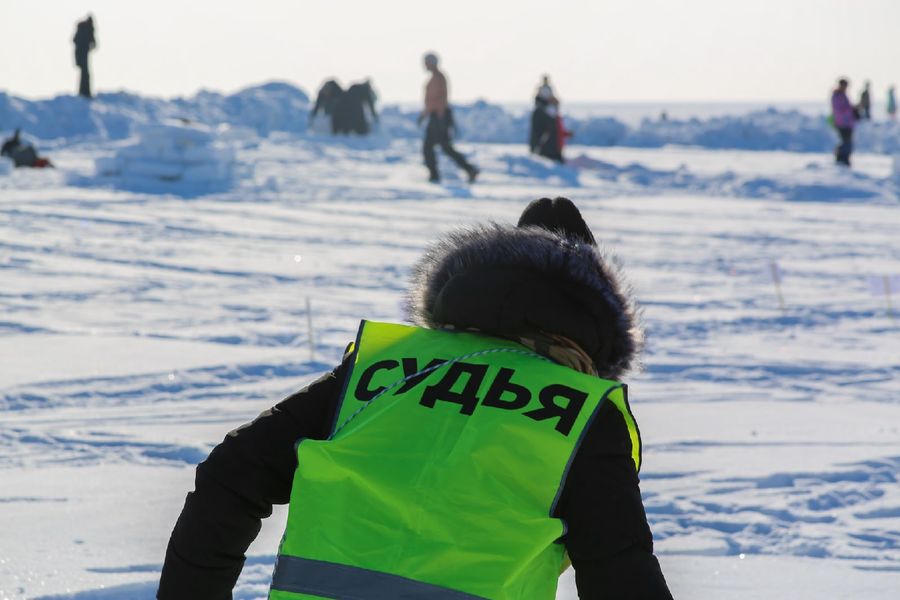 Фото «Город эскимосов» построили на льду Оби в Новосибирске 43