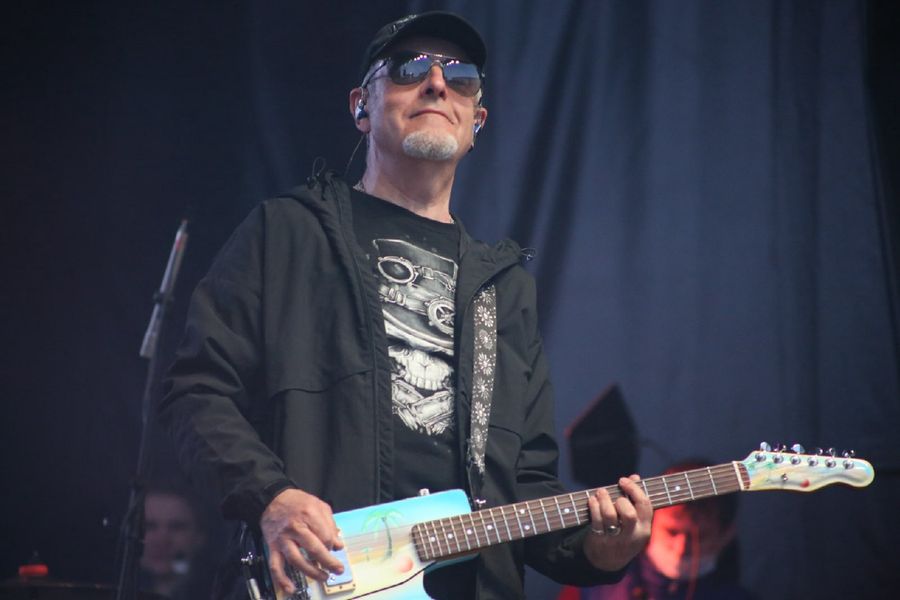 Фото «ZаРОССИЮ»: рок-звёзды выступили на патриотическом концерте в Новосибирске 11