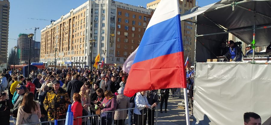 Фото «ZаРОССИЮ»: рок-звёзды выступили на патриотическом концерте в Новосибирске 58