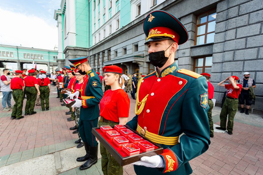 Фото Новейшее оружие Вооружённых сил России доставили в Новосибирск 3