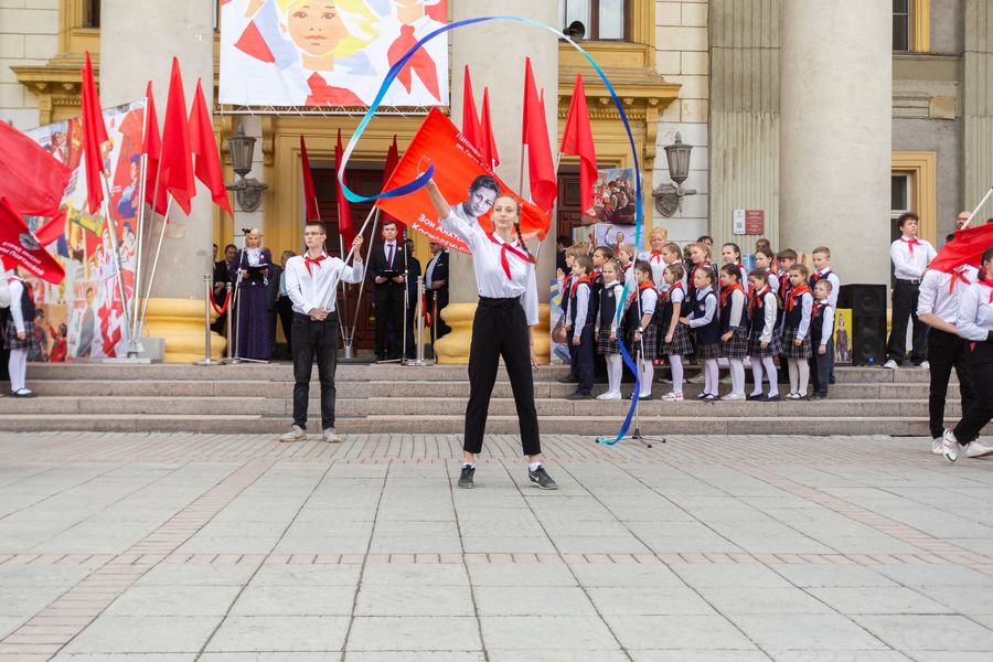Фото «Всегда готов!» - в Новосибирске отметили 100-летие пионерской организации 10