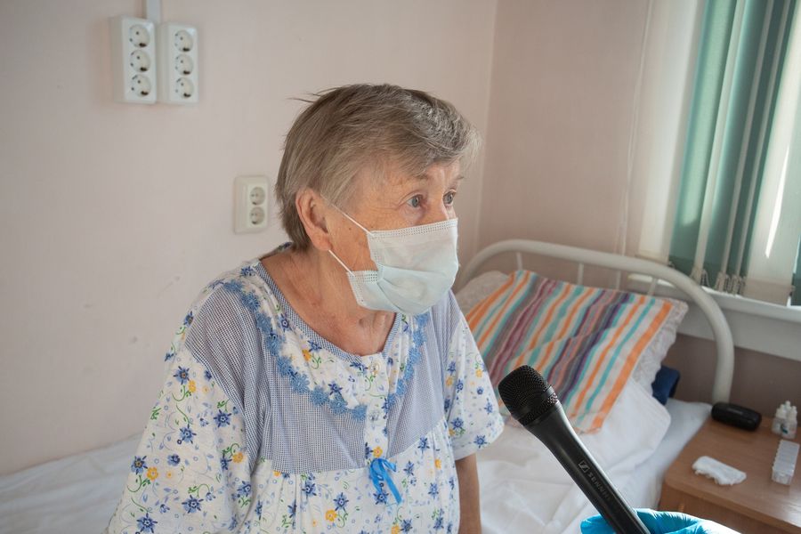 Фото Красная зона: что происходит в реанимации ковидного госпиталя в Новосибирске 19