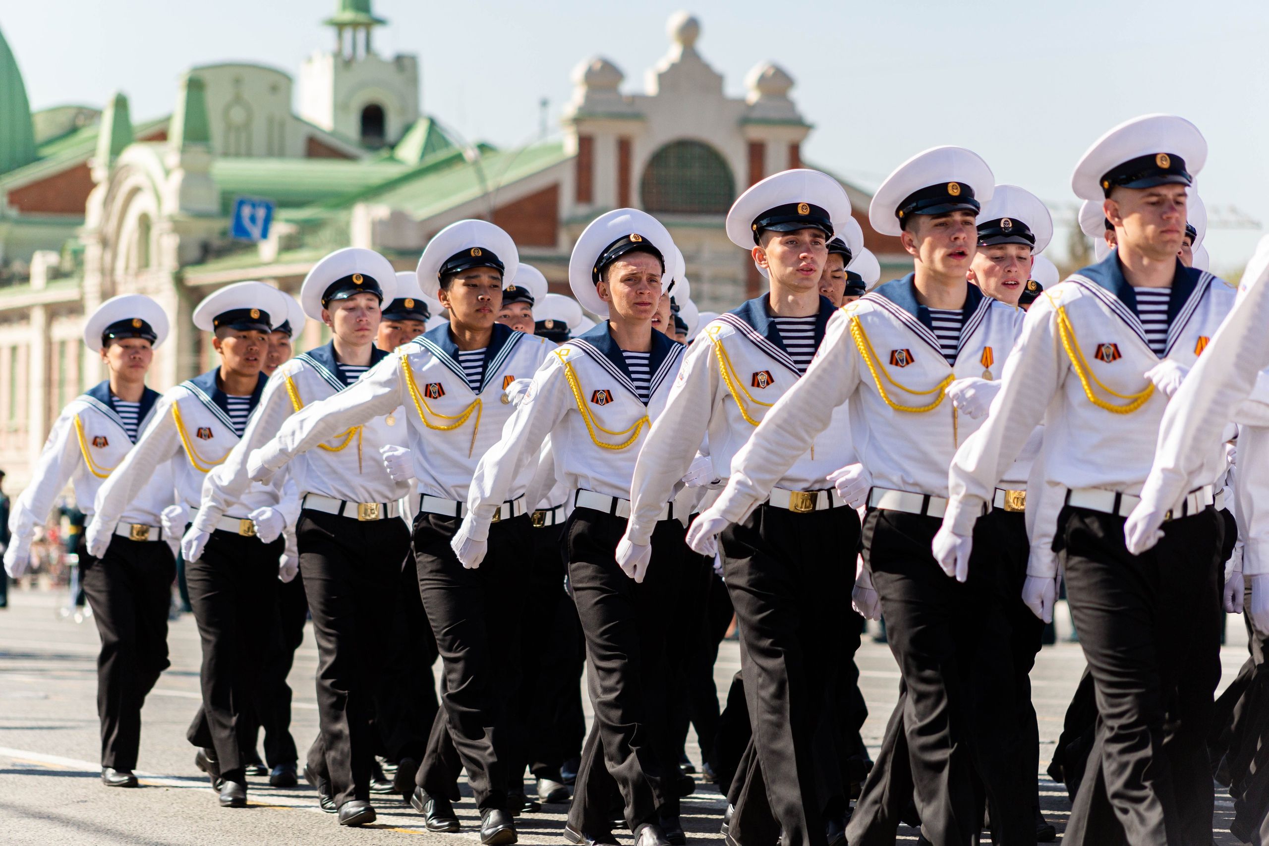 9 мая 2000. Парад Победы 2021 Новосибирск. Парад Победы Новосибирск. Военный парад Новосибирск 9 мая. Парад в Новосибирске 2021 9 мая.