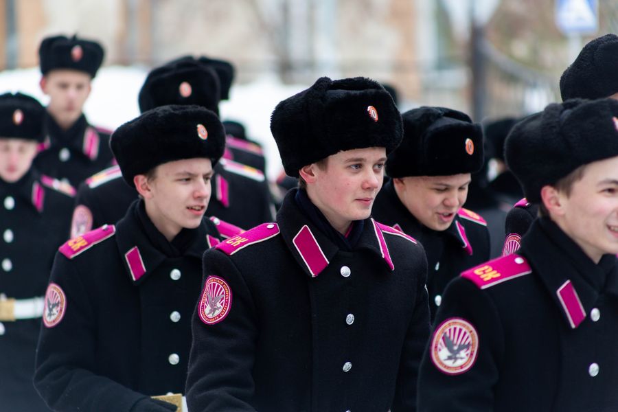 Фото Новосибирские кадеты приняли участие в параде в честь Дня защитника Отечества 4