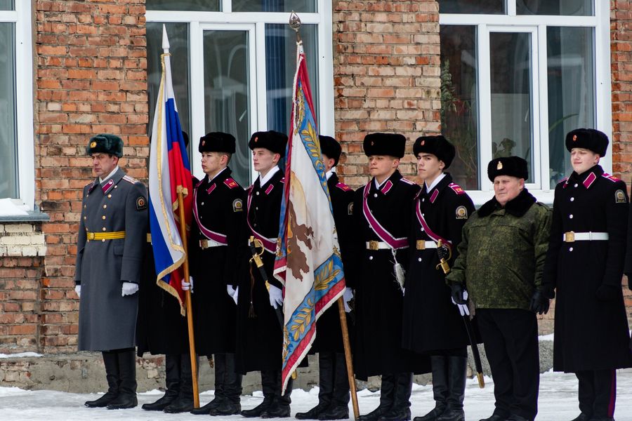 Фото Новосибирские кадеты приняли участие в параде в честь Дня защитника Отечества 49