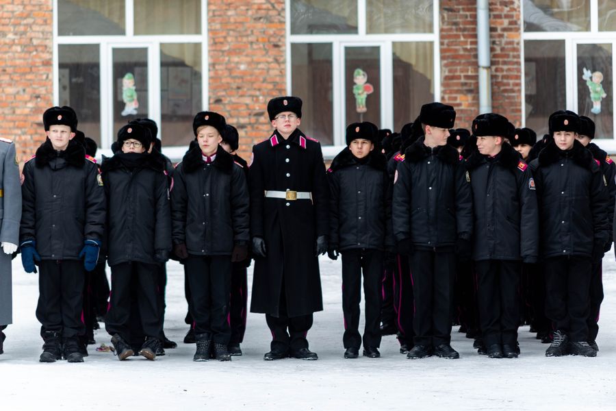 Фото Новосибирские кадеты приняли участие в параде в честь Дня защитника Отечества 59