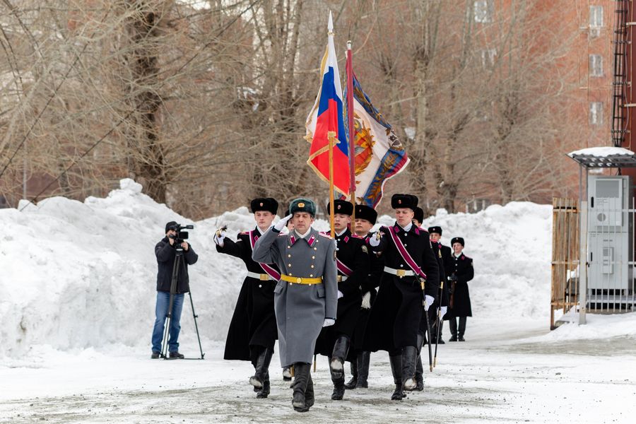 Фото Новосибирские кадеты приняли участие в параде в честь Дня защитника Отечества 62