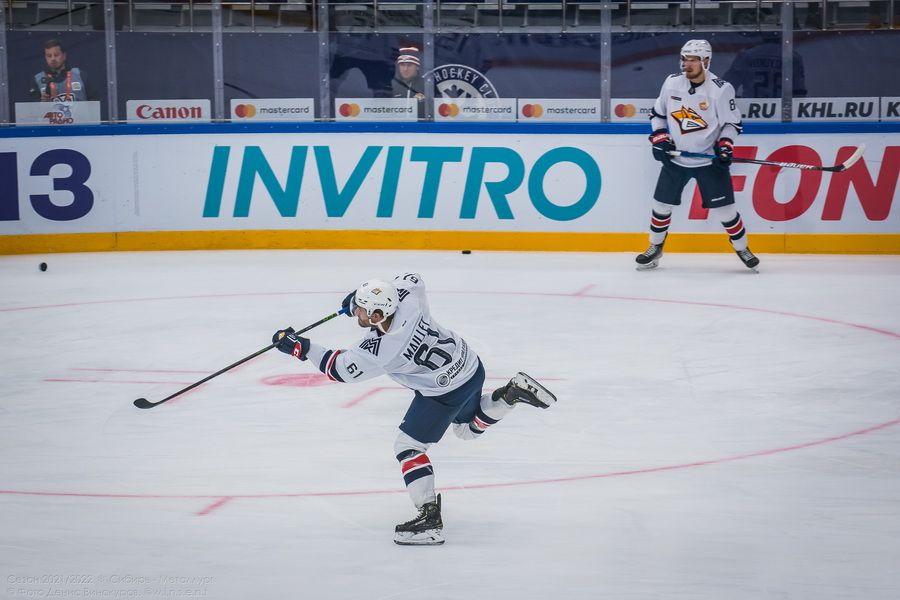 Фото «Сбиваемся на хаотичный хоккей»: почему ХК «Сибирь» снова проиграл на домашнем льду 4