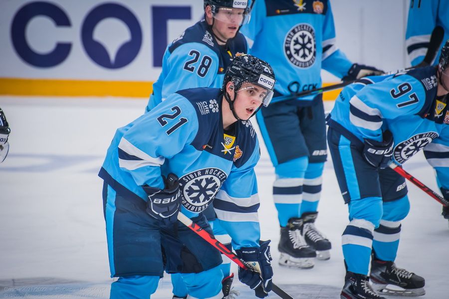 Фото «Сбиваемся на хаотичный хоккей»: почему ХК «Сибирь» снова проиграл на домашнем льду 8