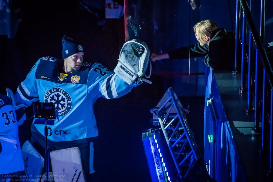 Фото «Сбиваемся на хаотичный хоккей»: почему ХК «Сибирь» снова проиграл на домашнем льду 21