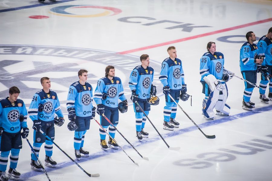 Фото «Сбиваемся на хаотичный хоккей»: почему ХК «Сибирь» снова проиграл на домашнем льду 27