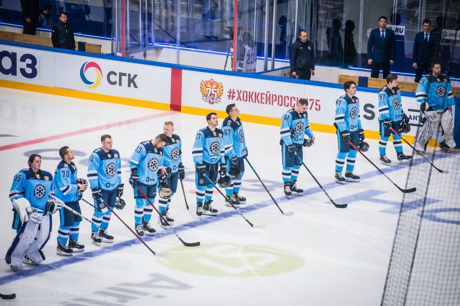 Фото «Сбиваемся на хаотичный хоккей»: почему ХК «Сибирь» снова проиграл на домашнем льду 28