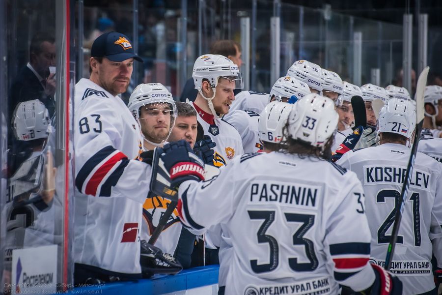 Фото «Сбиваемся на хаотичный хоккей»: почему ХК «Сибирь» снова проиграл на домашнем льду 93