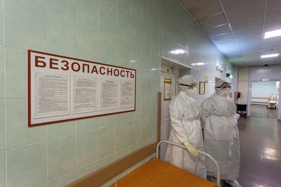 Фото Красная зона: жуткие кадры из ковидного госпиталя в Новосибирске 2