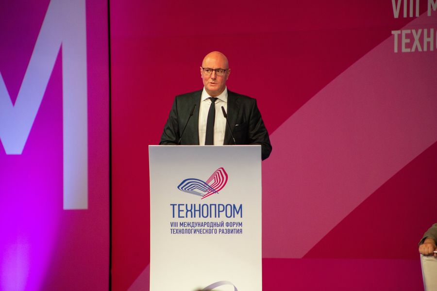 Фото Международный форум «Технопром-2021» проходит в Новосибирске 26