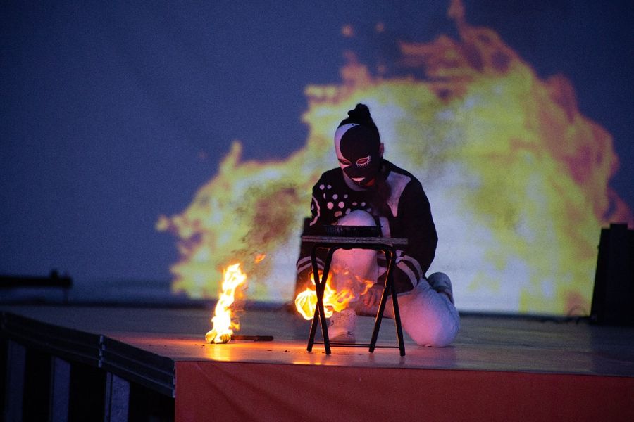 Фото «Огни Сибири»: в Новосибирске прошло горячее файер-шоу 29