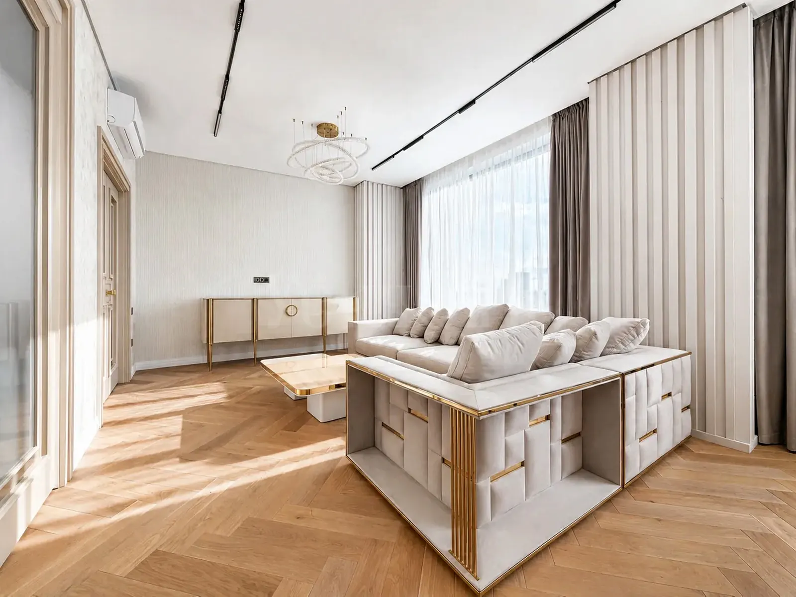 4-комнатная квартира 136,1 м² в ЖК «Небо — Небоскребы на Мичуринском, 56»