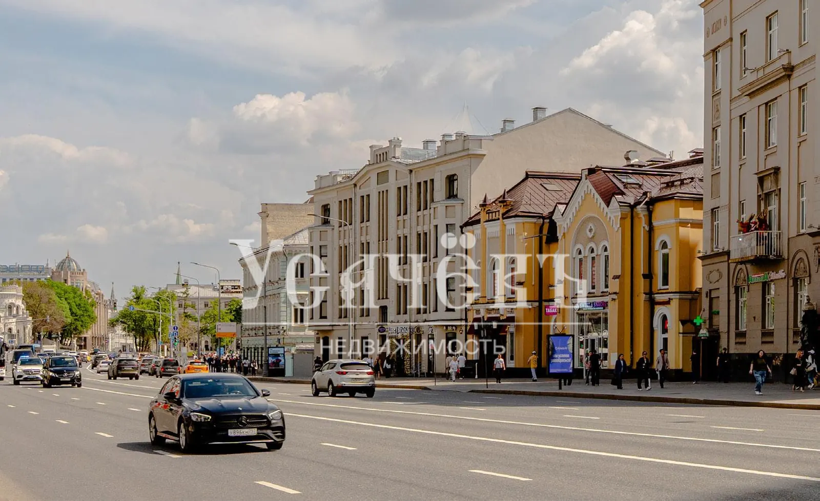 Коммерческое помещение 718,3 м²