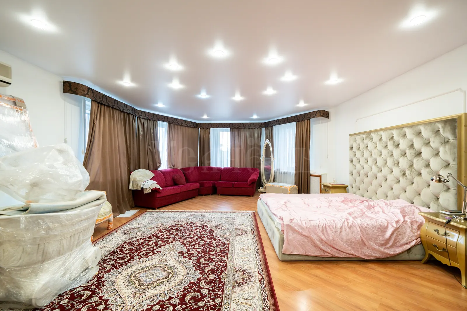 Загородный дом 968,7 м²