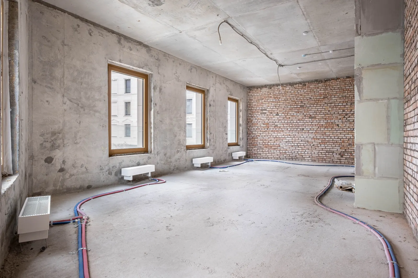 1-комнатная квартира 62 м² в ЖК «Титул на Серебрянической»