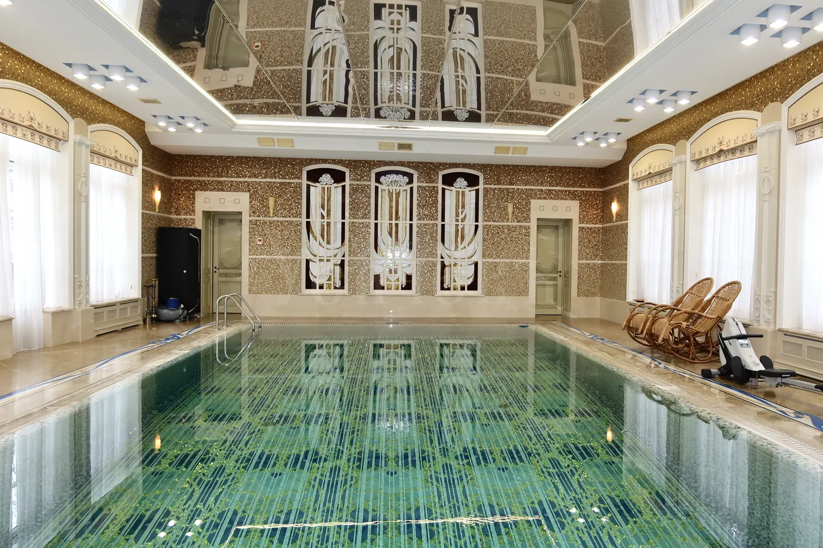 Загородный дом 2 000 м² в районе Истра г