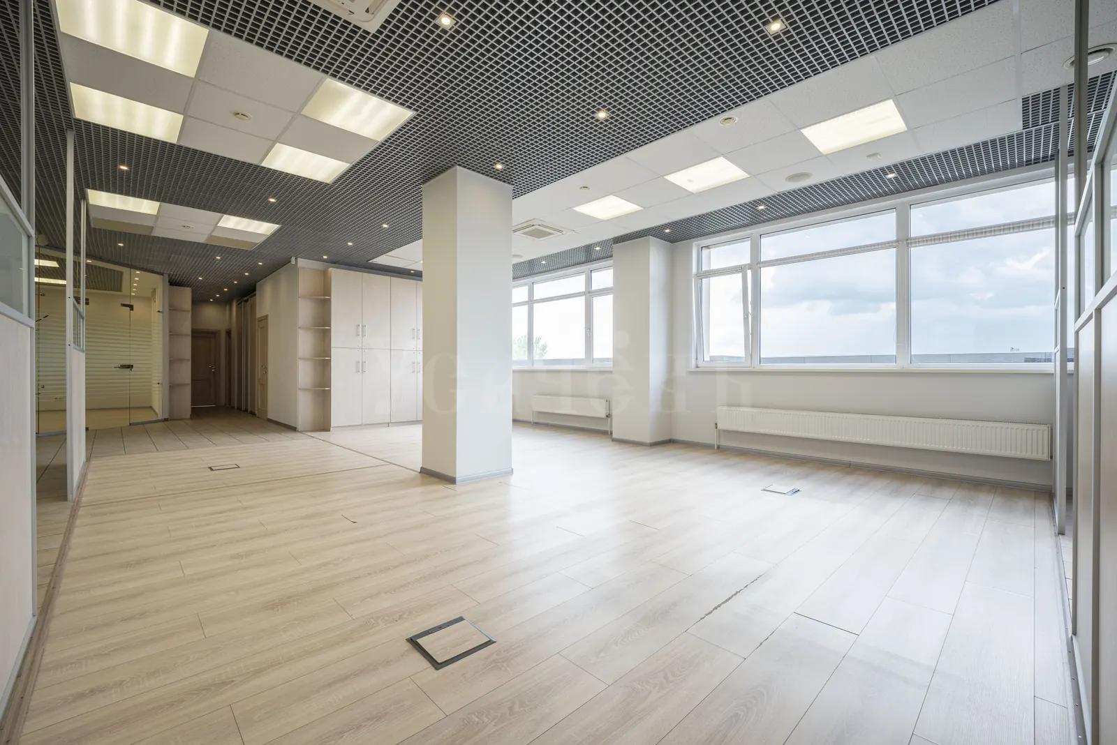 Коммерческое помещение 298,5 м² в районе Москва