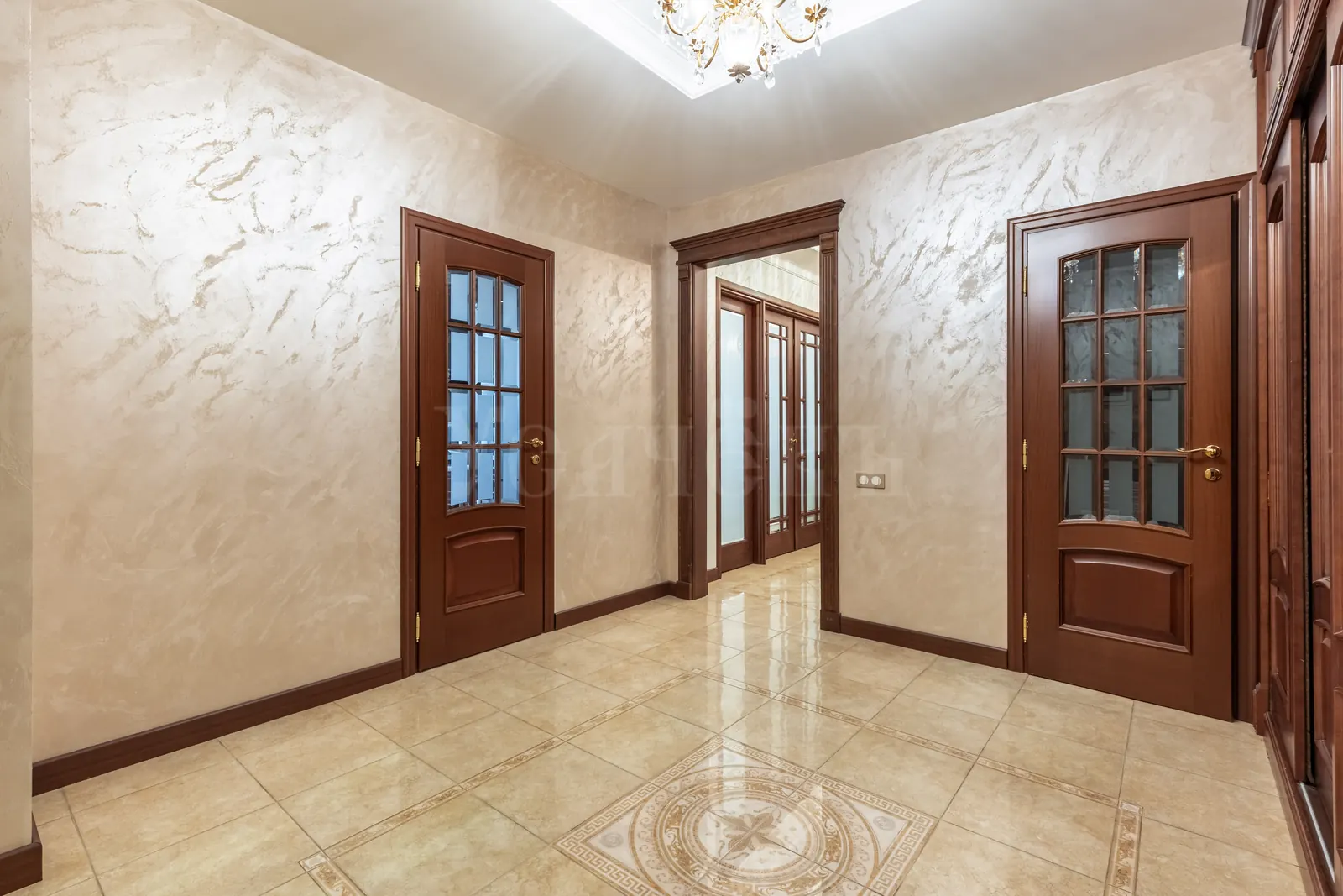 4-комнатная квартира 183,5 м² в районе Москва