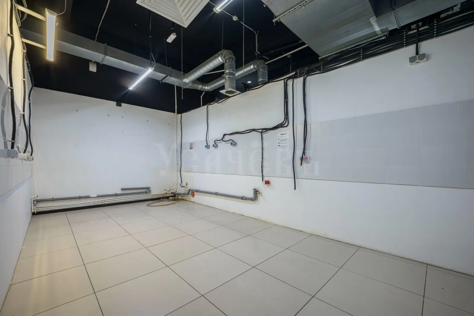 Коммерческое помещение 314,1 м²