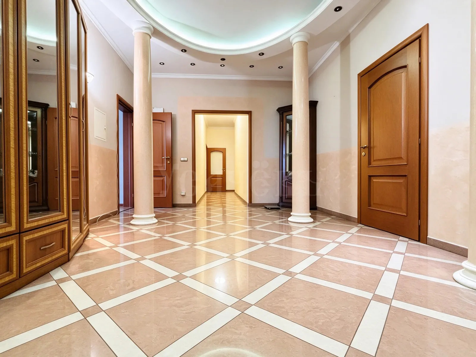 4-комнатная квартира 198,8 м² в ЖК «Солнечный берег»