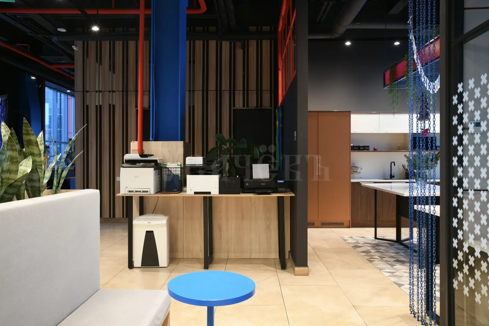 Коммерческое помещение 612 м² в районе Москва